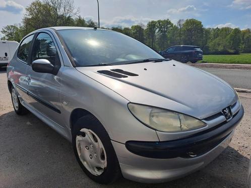 Peugeot 206.1.1 essence 2003. 5porte 116551km roul très bien, Auto's, Peugeot, Bedrijf, Te koop, Benzine, Euro 4, Stadsauto, 5 deurs