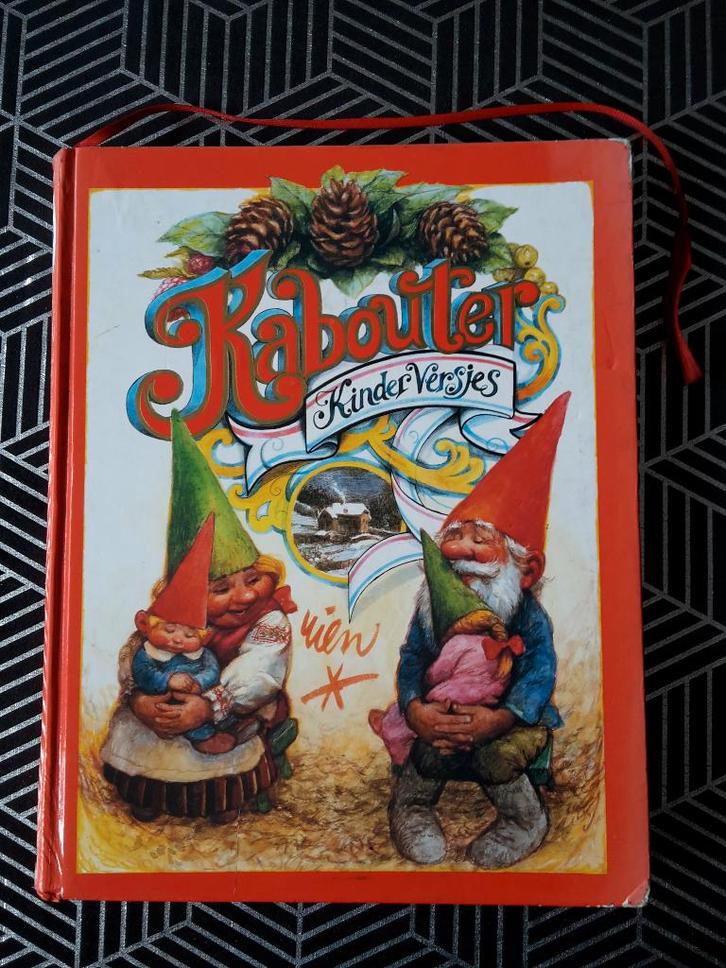 Hardcover boek Kabouter Kinder Versjes, R. Poortvliet, 1997, Livres, Livres pour enfants | 4 ans et plus, Comme neuf, Contes (de fées)