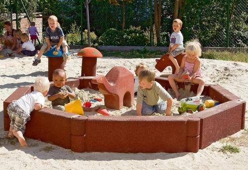Zandbak – Rubber – flexibele zandbakrand uit 8 randen Rood, Kinderen en Baby's, Speelgoed | Buiten | Zandbakken, Zo goed als nieuw