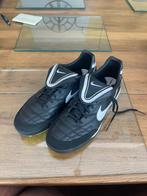 Nike schoenen maat 44, Sport en Fitness, Korfbal, Ophalen, Nieuw, Schoenen