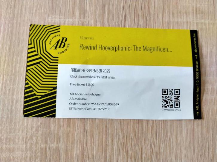 Ticket Hooverphonic: Magnificent tree 25th anniversary@AB, Collections, Collections Autre, Utilisé, Enlèvement