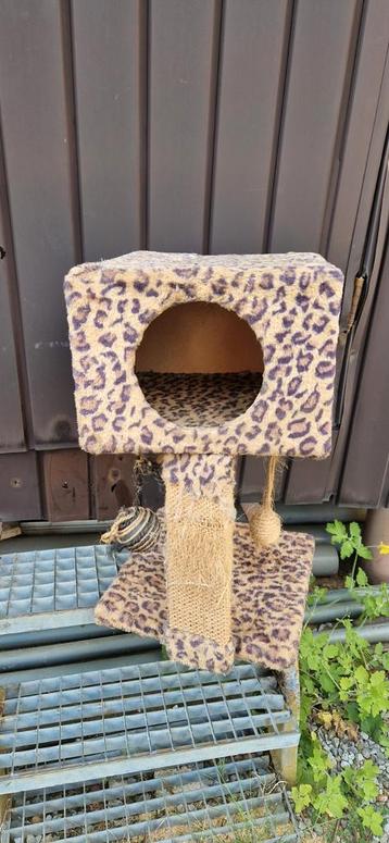 Krabpaal met speeltouw (luipaard design) 0,5m beschikbaar voor biedingen