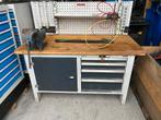 Werkbank met stevig houten werkblad  en 4 schuiven  en kast, Enlèvement, Utilisé, Moins de 70 cm, Étau