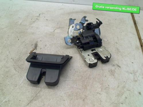 ACHTERKLEPSLOT Audi Q3 (8UB / 8UG) (8K9827505A), Auto-onderdelen, Carrosserie, Achterklep, Audi, Gebruikt