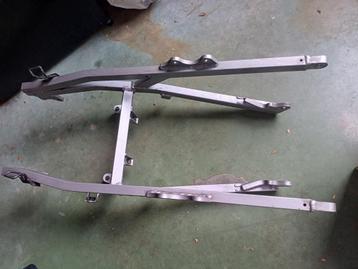 Subframe Kawasaki ZX7R '96 beschikbaar voor biedingen