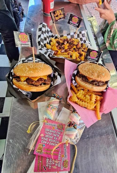 Huur mijn Foodtruck, Hobby en Vrije tijd, Feestartikelen | Verhuur, Nieuw, Ophalen