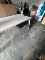 Bureau tafel BULO, Huis en Inrichting, Bureaus, In hoogte verstelbaar, Ophalen, Bureau