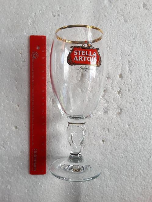 verre Chalice 25 cl Stella Artois avec pied et étoile gravée, Collections, Marques de bière, Neuf, Verre ou Verres, Stella Artois