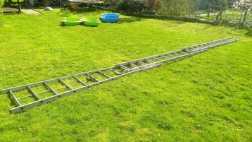 ladder 8 meter, 3 delen beschikbaar voor biedingen
