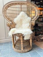 Vintage grote pauwenstoel , peacockchair, Emanuelle, Huis en Inrichting, Ophalen, Gebruikt, Riet of Rotan, Ibiza