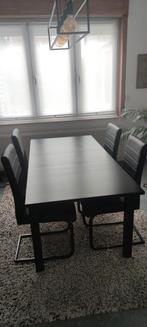 Table Ikea 4 à 6 personnes