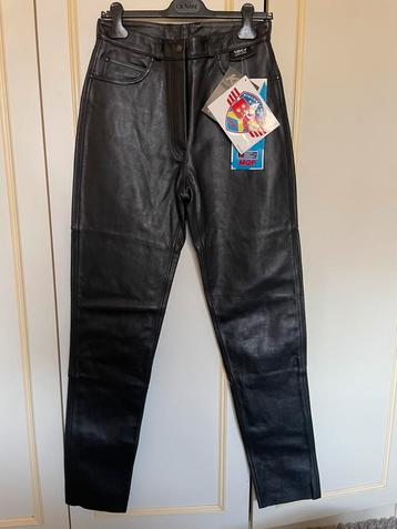 Nieuwe leren motorbroek, jeans  beschikbaar voor biedingen