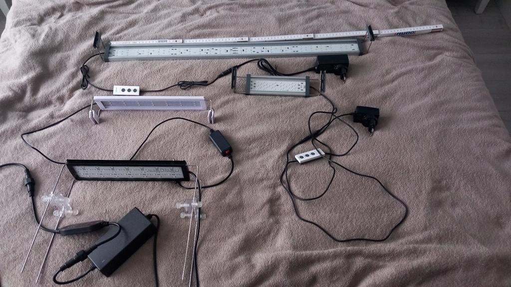 Rampe aquarium, Animaux & Accessoires, Poissons | Aquariums & Accessoires, Enlèvement