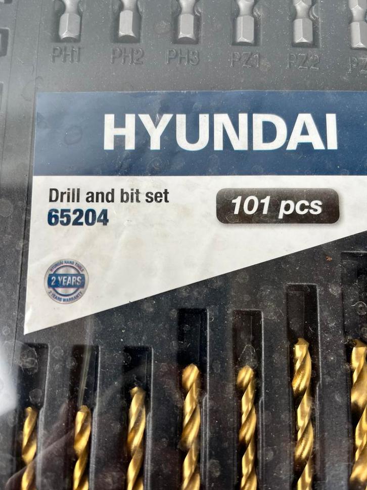 Hyundai borenset en bitset 101-delig in opbergkoffer, Doe-het-zelf en Bouw, Gereedschap | Handgereedschap, Nieuw, Ophalen of Verzenden