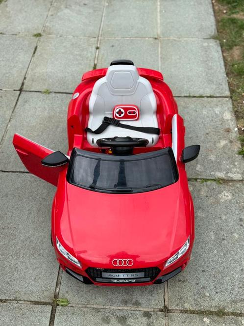 Audi tt elektrische auto, Kinderen en Baby's, Speelgoed | Buiten | Accuvoertuigen, Zo goed als nieuw, Ophalen