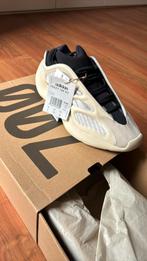 Adidas Yeezy v3 maat 42 2/3, Ophalen, Nieuw