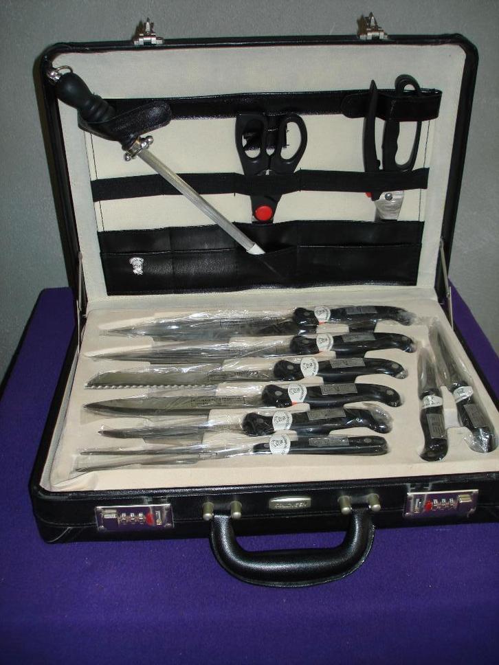 Complete 24 delige messenset in koffer Rosenbaum Solingen., Huis en Inrichting, Keuken | Bestek, Nieuw, Bestekset, Inox of Chroom