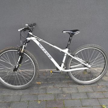 MTB Vitus maat XS ( 146-160cm) 12-14 jaar. Beter dan Cube. beschikbaar voor biedingen