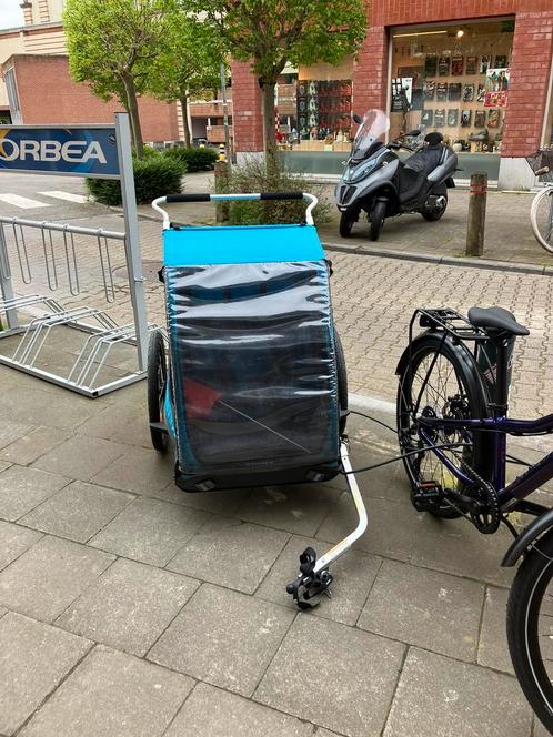 Chariot Thule 2 places En parfait état, Fietsen en Brommers, Fietsaccessoires | Aanhangwagens en Karren, Gebruikt