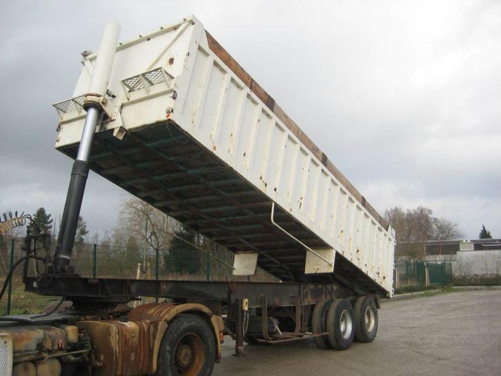Robuste Kaiser Benne acier /lames (bj 1985), Auto's, Vrachtwagens, Bedrijf, Aanhangers en Opleggers, Overige brandstoffen, Overige kleuren