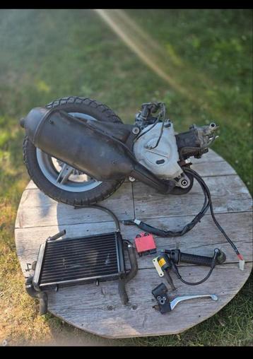 Hexagon 125cc blok beschikbaar voor biedingen