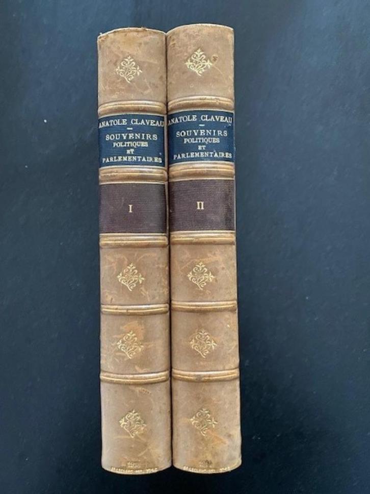 Zeldzaam, 2 antieke boeken, 1e editie 1913 - Souvenirs Polit, Antiek en Kunst, Antiek | Boeken en Manuscripten, Ophalen