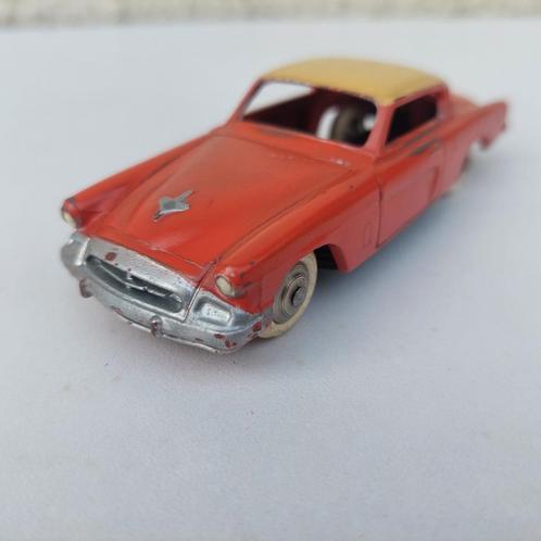 DINKY TOYS 24 Y STUDEBAKER COMMANDER 2 KLEUREN GEBRUIKT, Hobby en Vrije tijd, Modelauto's | 1:43, Gebruikt, Auto, Dinky Toys, Ophalen of Verzenden