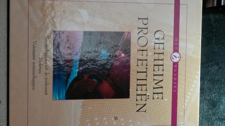 Geheime profetieën boek, Boeken, Wetenschap, Ophalen of Verzenden