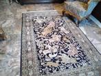 Oud perzisch tapijt dierentaferelen 210x140, Antiquités & Art, Tapis & Textile, Enlèvement