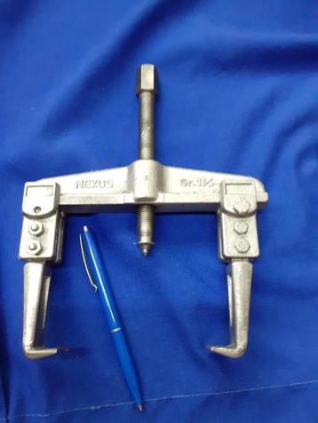 poelietrekker  beschikbaar voor biedingen