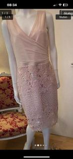 Prachtige lichtoze jurk van Lipsy mooie staat 👌, Kleding | Dames, Gelegenheidskleding, Lipsy, Maat 42/44 (L), Cocktailjurk, Ophalen of Verzenden
