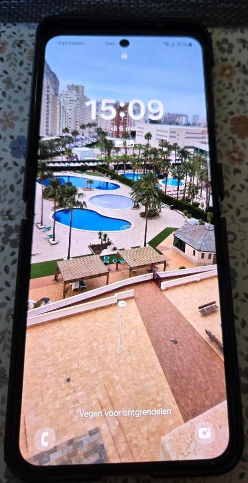 Samsung Galaxy Flip4 256 GB Zwart. 2 Jaar oud !, Telecommunicatie, Mobiele telefoons | Samsung, Gebruikt, Galaxy Z Flip, 256 GB