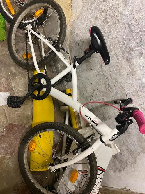 VÉLO DÉCATHLON ENFANT, Fietsen en Brommers, Fietsen | Crossfietsen en BMX, Nieuw, 16 tot 20 inch, Staal, Ophalen