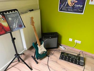 Fender Stratocaster complete set beschikbaar voor biedingen