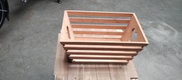 krantenbakje /. geschenkenbakje beschikbaar voor biedingen