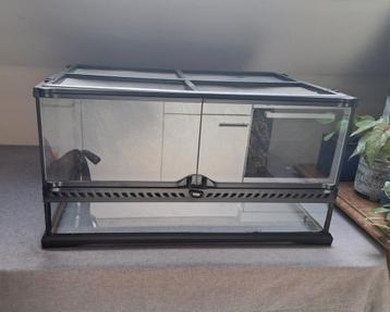 Terrarium Exo Terra 60bx30hx45d beschikbaar voor biedingen