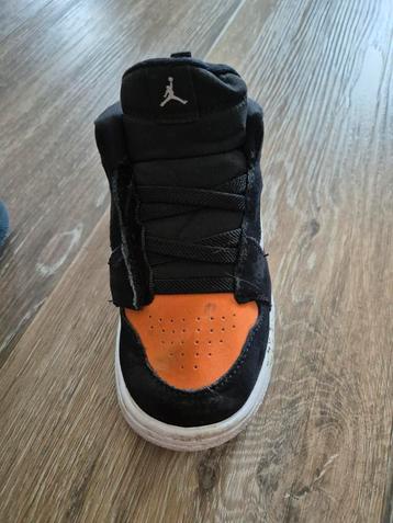 Jordans taille 26 orange