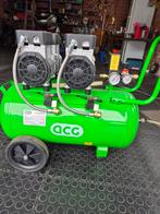 Compressor, Doe-het-zelf en Bouw, Compressors, Ophalen, 6 tot 10 bar, Zo goed als nieuw, 25 tot 100 liter