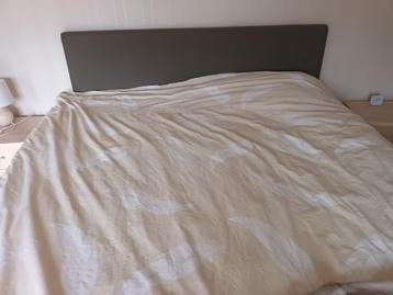boxspring beschikbaar voor biedingen