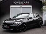 BMW 1 Serie 118 i | Black Pack | Manueel | Carplay | Navi |, Auto's, Gebruikt, 1365 kg, Bedrijf, 5 deurs