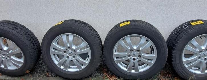 Winterbanden 205/65/16 op aluminium velgen, Auto-onderdelen, Banden en Velgen, Banden en Velgen, Winterbanden, 16 inch, 205 mm