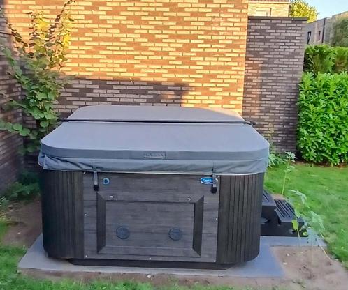Coast Spa bubbelbad 5 personen, Tuin en Terras, Bubbelbaden en Hottubs, Nieuw, Vast, Afdekzeil, Filter, Pomp, Trap, Ophalen