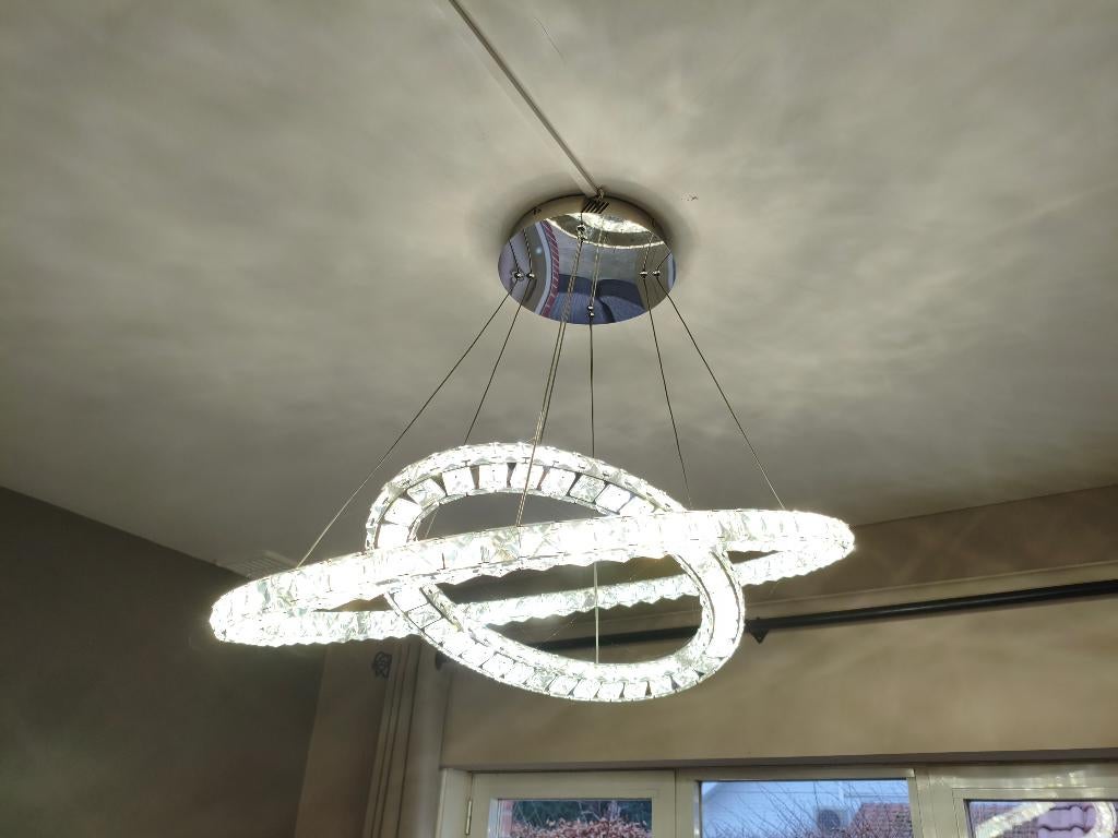 Superbe lustre 2 anneaux verre+ LED de marque Eglo, Enlèvement ou Envoi, Comme neuf, Verre, Moderne