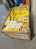 Lot quincaillerie