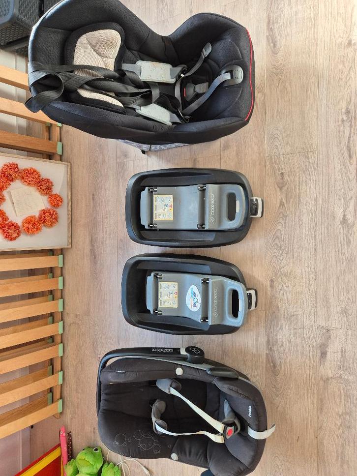 Maxi-Cosi + 2 FamilyFix bases + autostoel, Kinderen en Baby's, Autostoeltjes, Maxi-Cosi, Ophalen