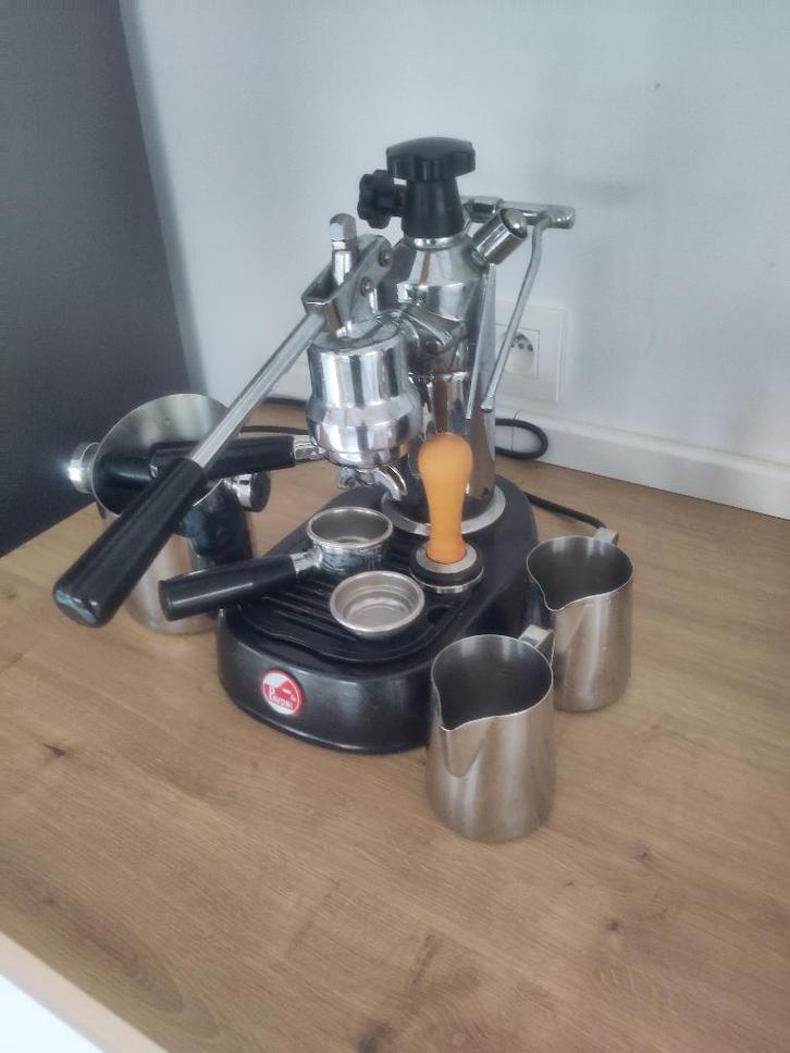 La Pavoni Europiccola, Electroménager, Cafetières, Utilisé, Café moulu, Machine à espresso, 2 à 4 tasses, Enlèvement