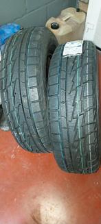 Winterbanden  215/70 R16 100H  2 stuks, Auto-onderdelen, Banden en Velgen, Ophalen, 215 mm, 16 inch, Nieuw