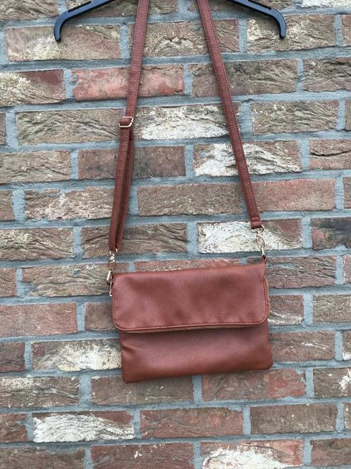 Bruine tas/buidel 30x21cm, Handtassen en Accessoires, Tassen | Damestassen, Gebruikt, Bruin, Ophalen of Verzenden