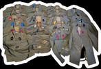 18 complete militaire uniformen jaren 60-70 + losse jassen, Verzamelen, Ophalen of Verzenden