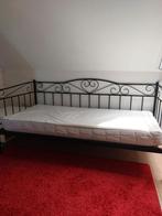 Slaapbank in prima staat met goede matras, Maison & Meubles, Chambre à coucher | Canapés-lits, Comme neuf, Noir, 90 cm, Enlèvement